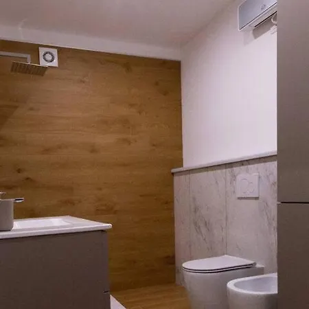 La Piazzetta 4 * La Spezia